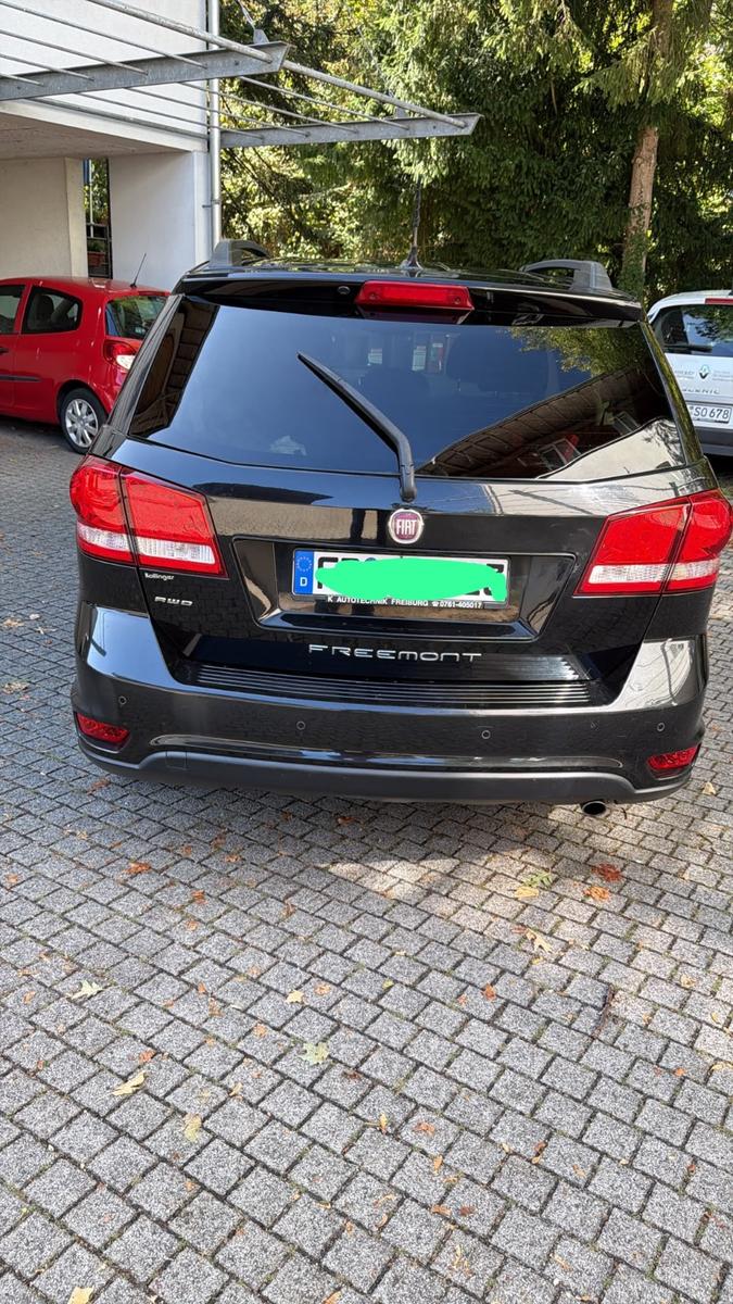 Fiat Freemont 2.0 16V Multijet Automatik Allrad L...