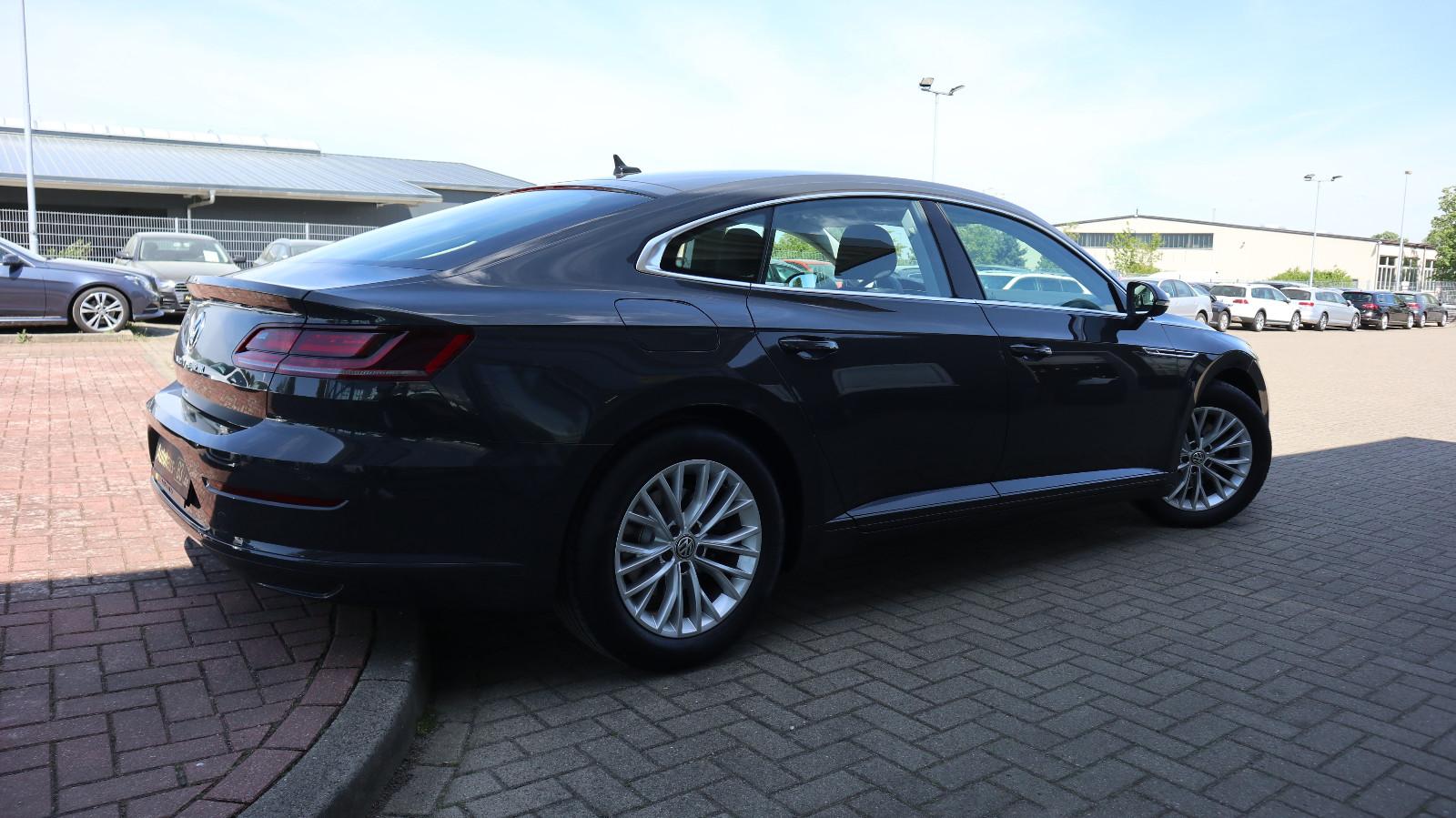 Volkswagen Arteon 2,0 TDI-ACC-LED-AC-BT-L&S Paket
