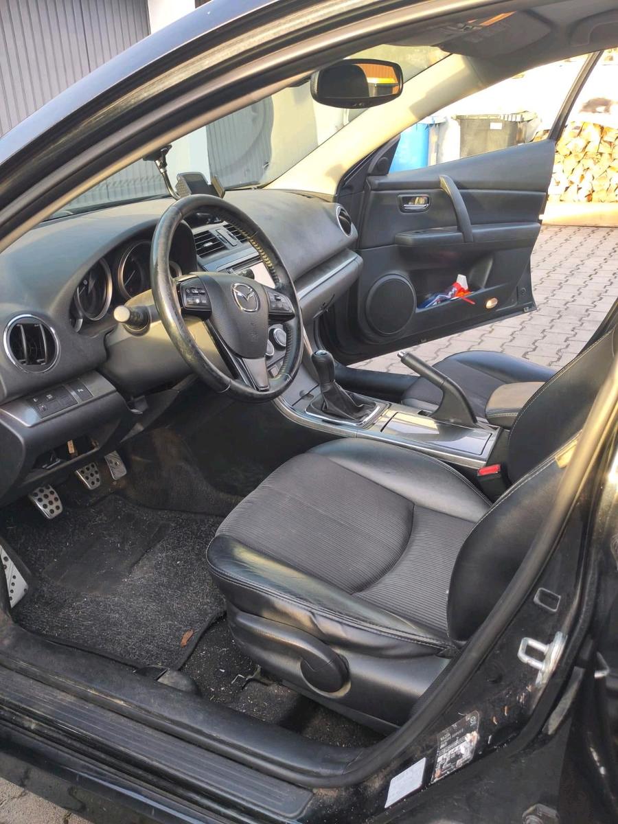 Mazda  2012 — photo 7