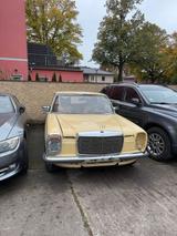 Mercedes-Benz Mercedes w115/230 Strich 8 projektaufgabe - Mercedes-Benz E 230 in Berlin