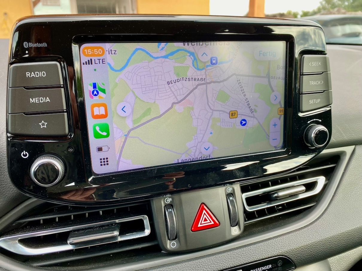 Fahrzeugabbildung Hyundai i30 1.0 DCT AAC SHZ ALLWETTER ALU