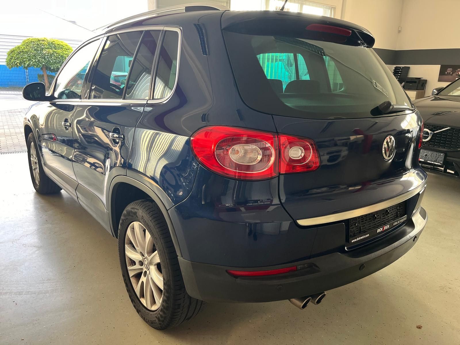 Fahrzeugabbildung Volkswagen Tiguan Sport & Style 4Motion XENON/PANO/AHK/EU5