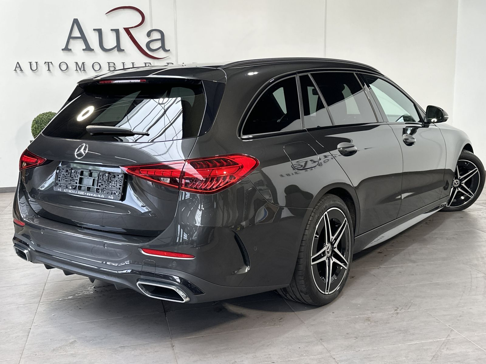 Fahrzeugabbildung Mercedes-Benz C 220d T AMG-Line NAV+LED+ACC+AHK+KAMERA+SOUND