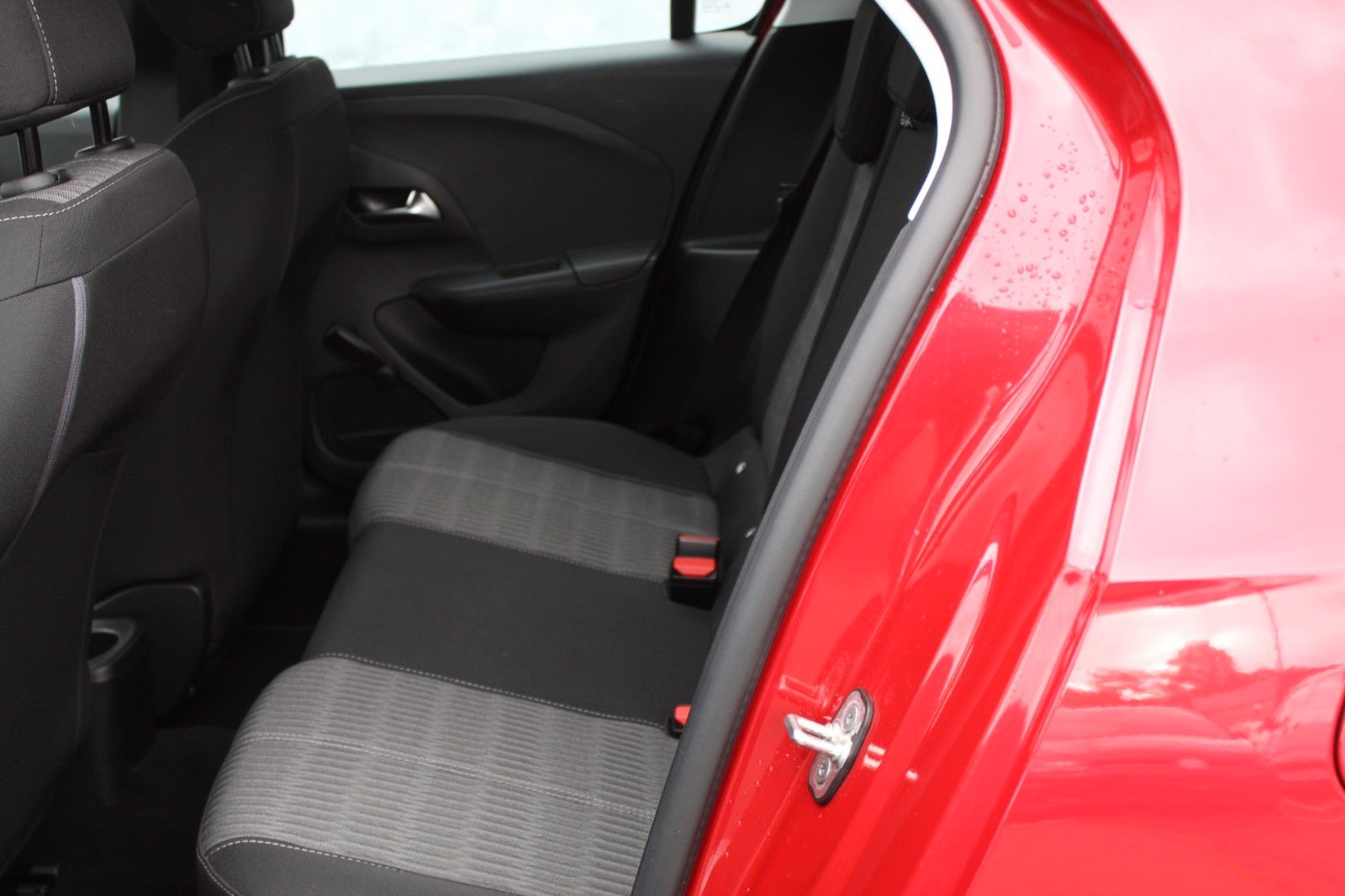 Fahrzeugabbildung Opel Corsa F 1.2, Klima, Radio, DAB+