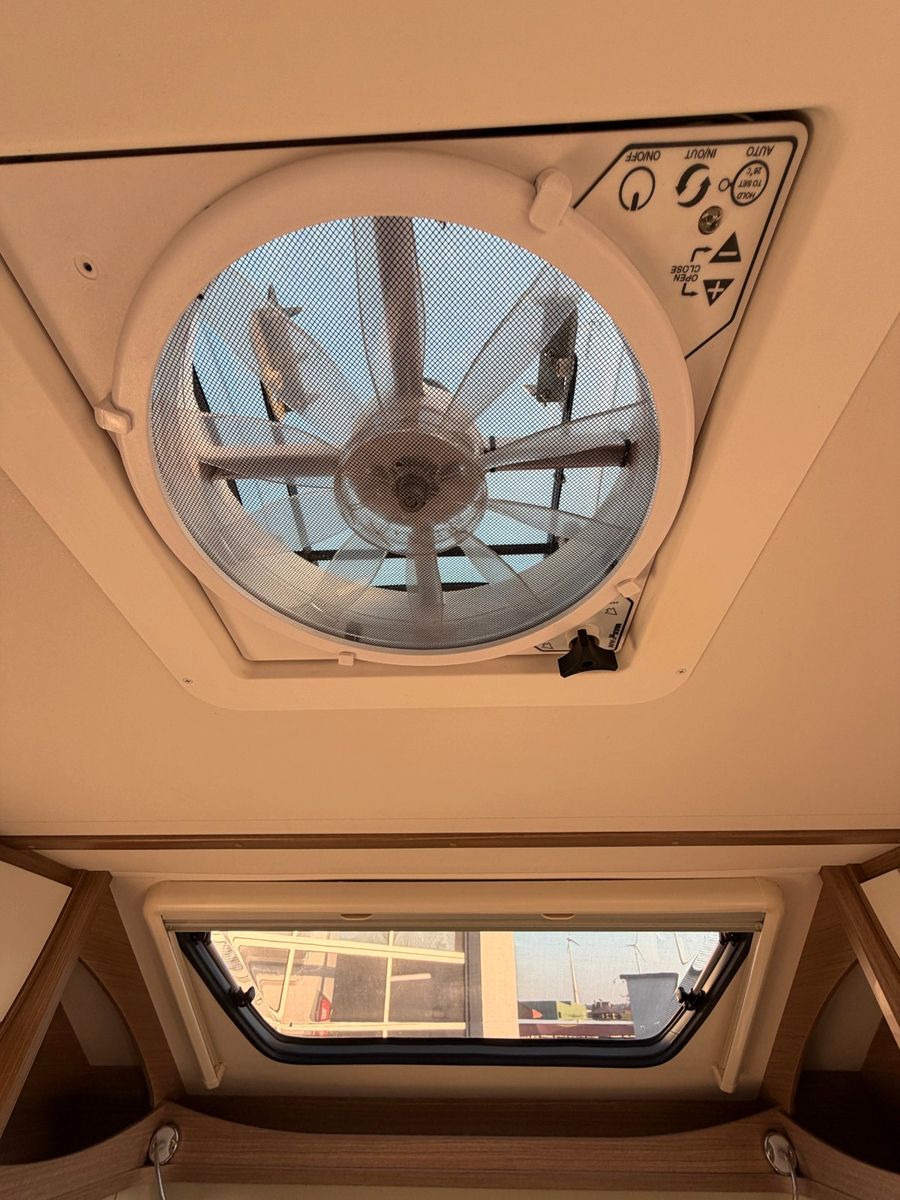 Fahrzeugabbildung Carado T 448