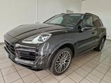 Porsche Cayenne Platinum Edition Sport Design SoftClose - Porsche Cayenne in Chemnitz
