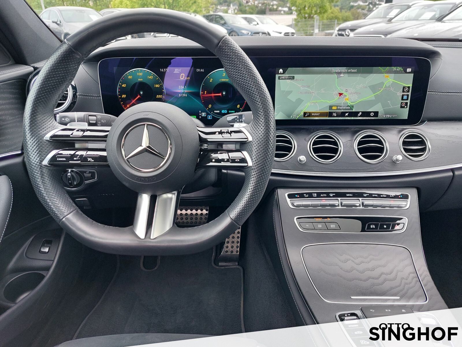 Fahrzeugabbildung Mercedes-Benz E 220 d T 4matic AMG Pano+AHK+Airmatic+dynam.LED