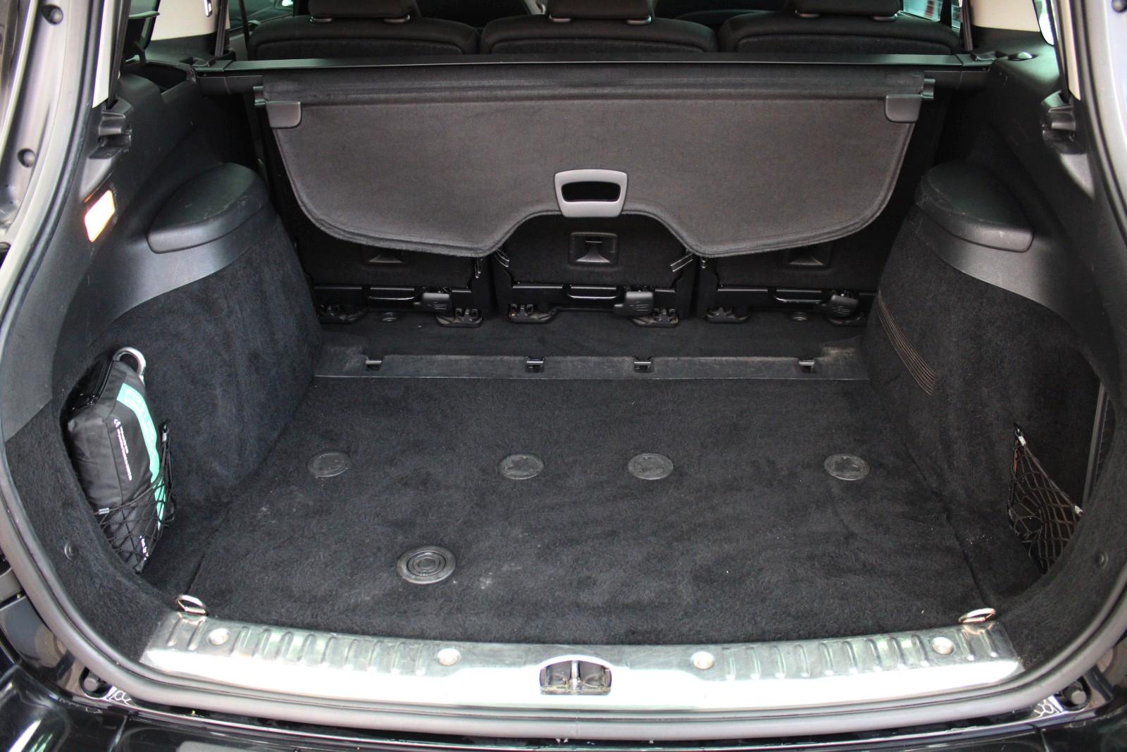 Peugeot 308 2008 — photo 27