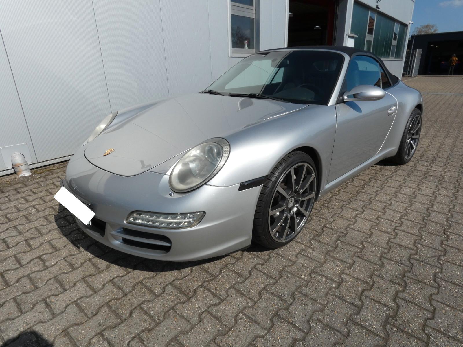 Porsche 911 Carrera Cabrio ,,Kundenauftrag"
