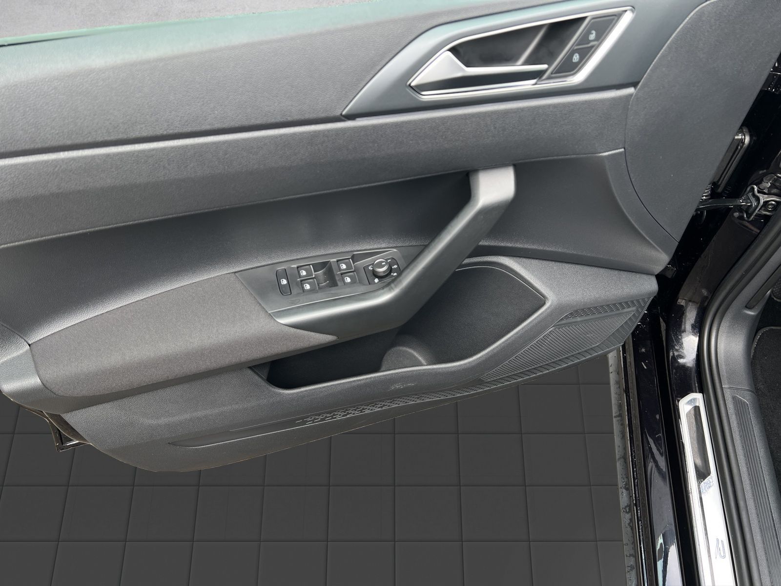 Polo R-Line 1.0 TSI DSG LED*Navi*ACC*Kamera