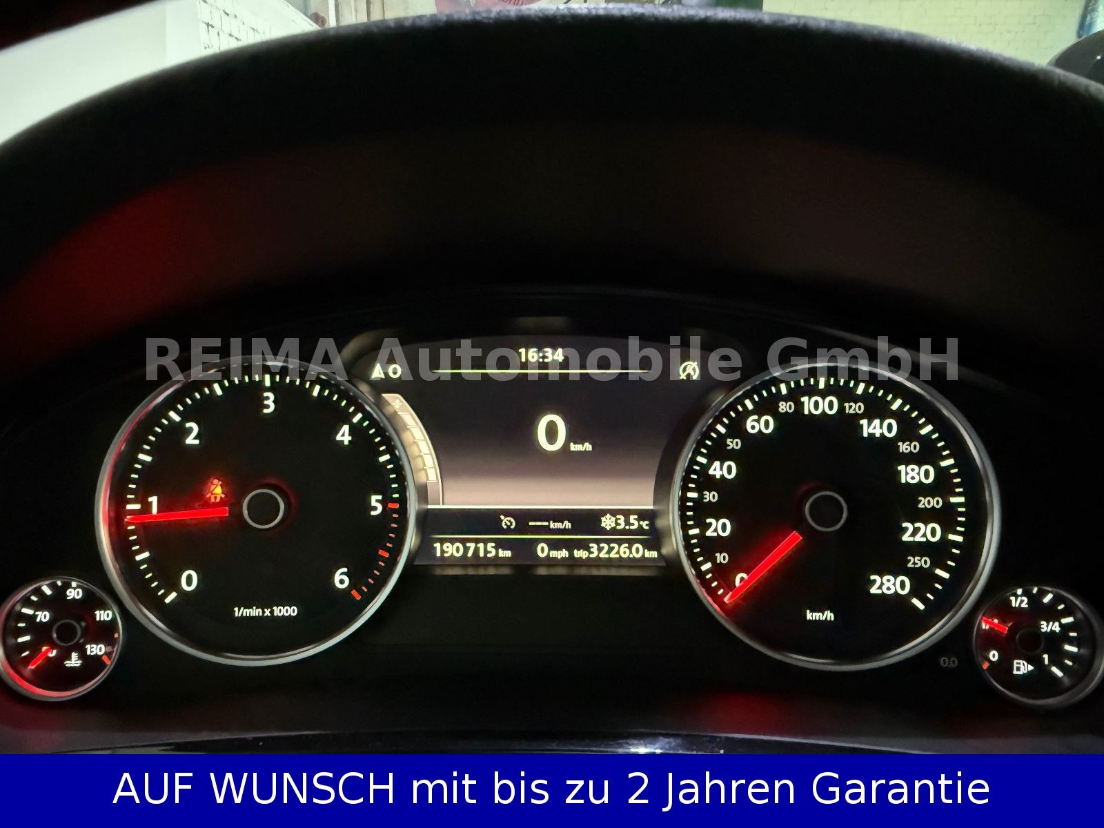 Fahrzeugabbildung Volkswagen Touareg V6 TDI 4Motion, R-Line, Pano, Xenon