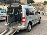 Volkswagen Caddy 'Behindertengerecht-Rampe'Klima' - gebrauchte VW Caddy aus dem Jahr 2009
