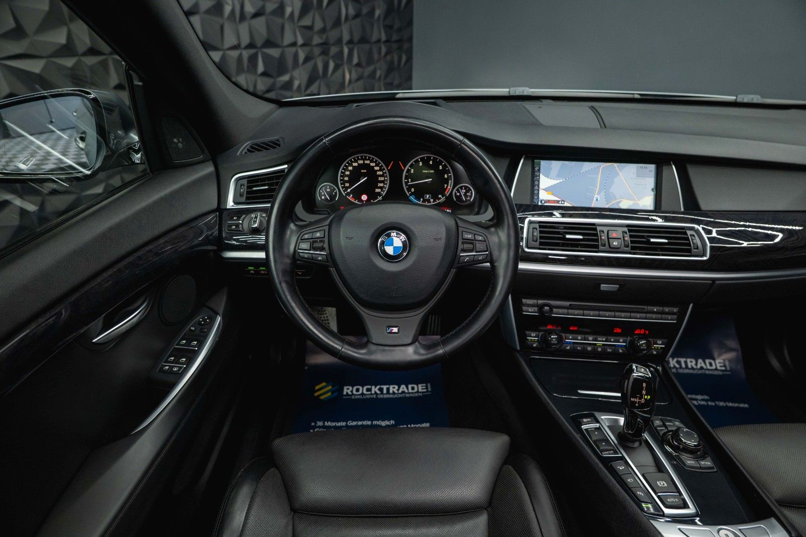 Fahrzeugabbildung BMW 550i xDrive Gran Turismo M-Sport *Pano*ACC*HU*