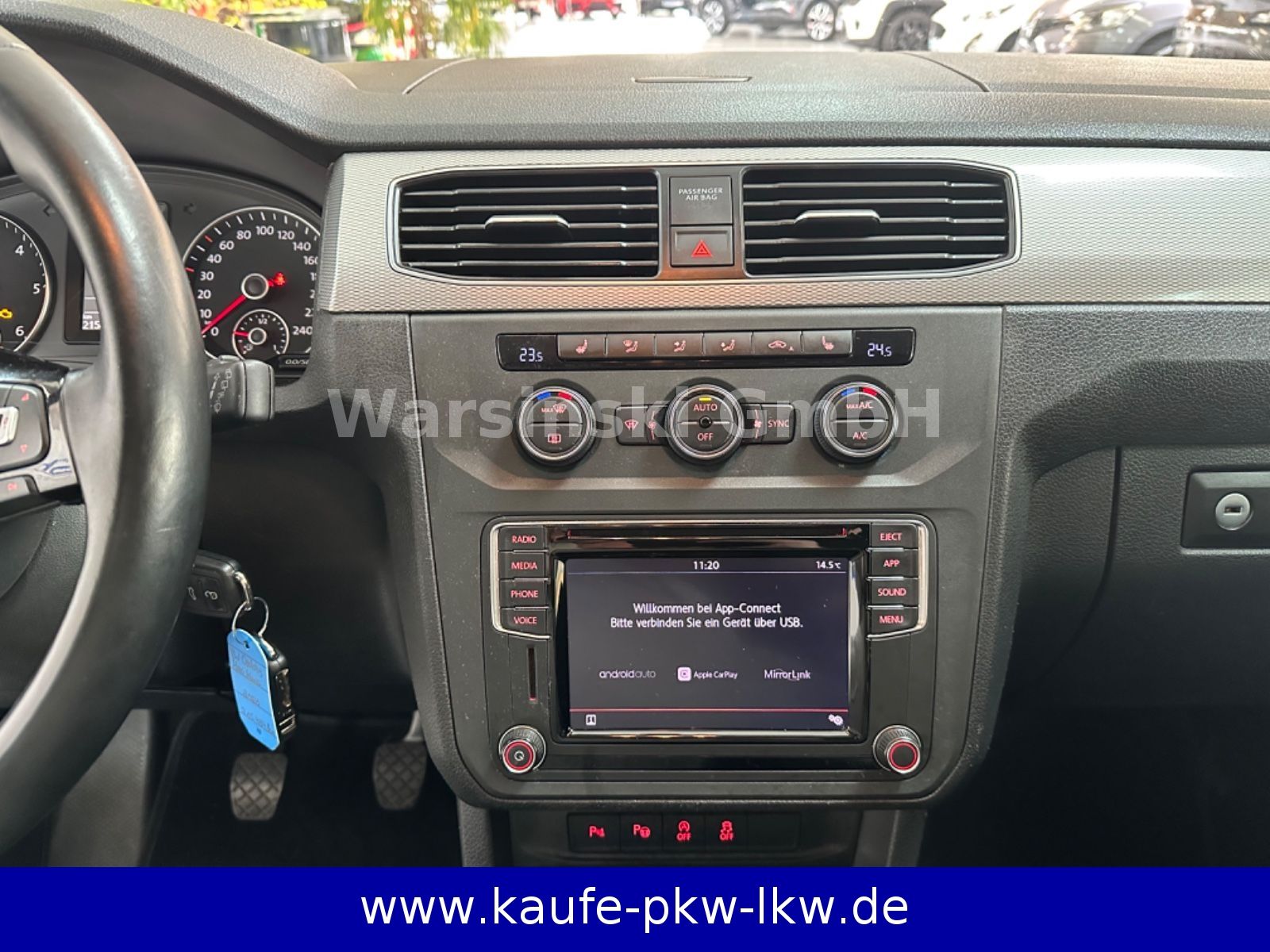 Fahrzeugabbildung Volkswagen Caddy Maxi Comfortline BMT*CarPlay*2xSchiebetür