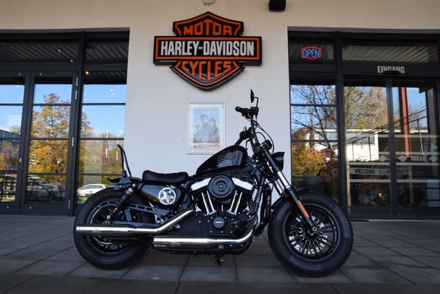 Harley-Davidson XL1200X Forty-Eight mit Jekill&Hyde Auspuff