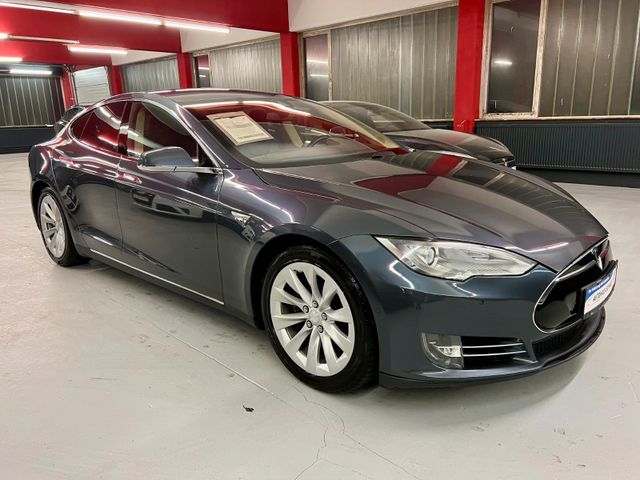 Tesla S 85 Luft 7Sitze Autopilot Winterpak Kamera MWST