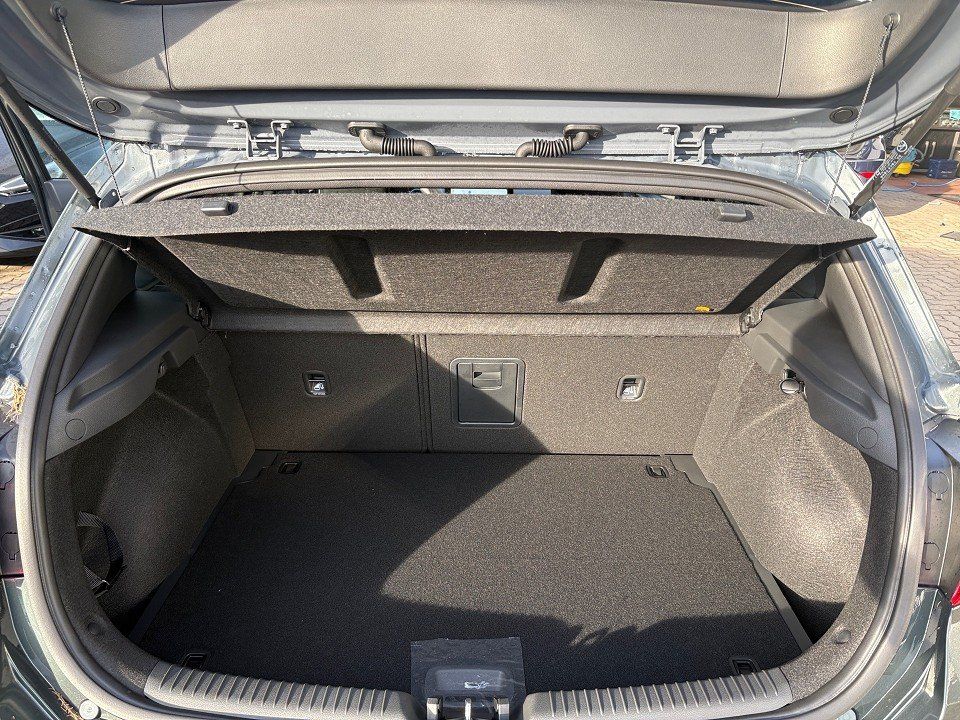 Fahrzeugabbildung Hyundai i30 1.0T 100PS DCT Advantage