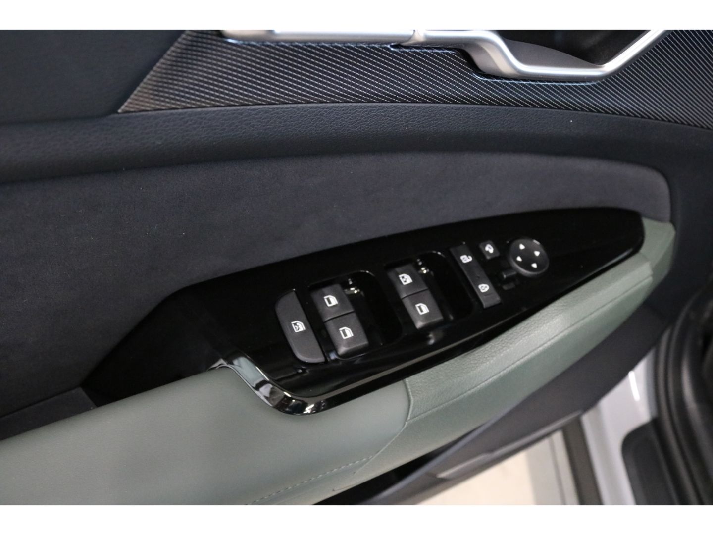 Fahrzeugabbildung Kia Sportage Nightline Edition 1.6 T-GDI Mild-Hybrid