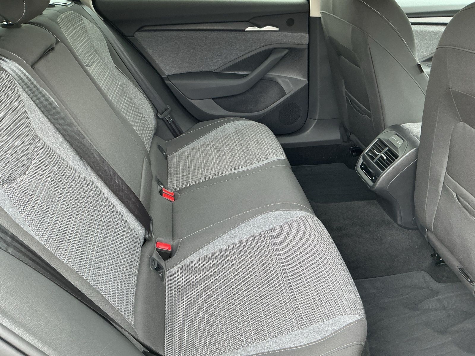 Skoda Superb - Bild 15