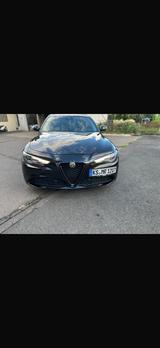 Alfa Romeo Giulia 2.2l - Alfa Romeo Gebrauchtwagen in Kassel