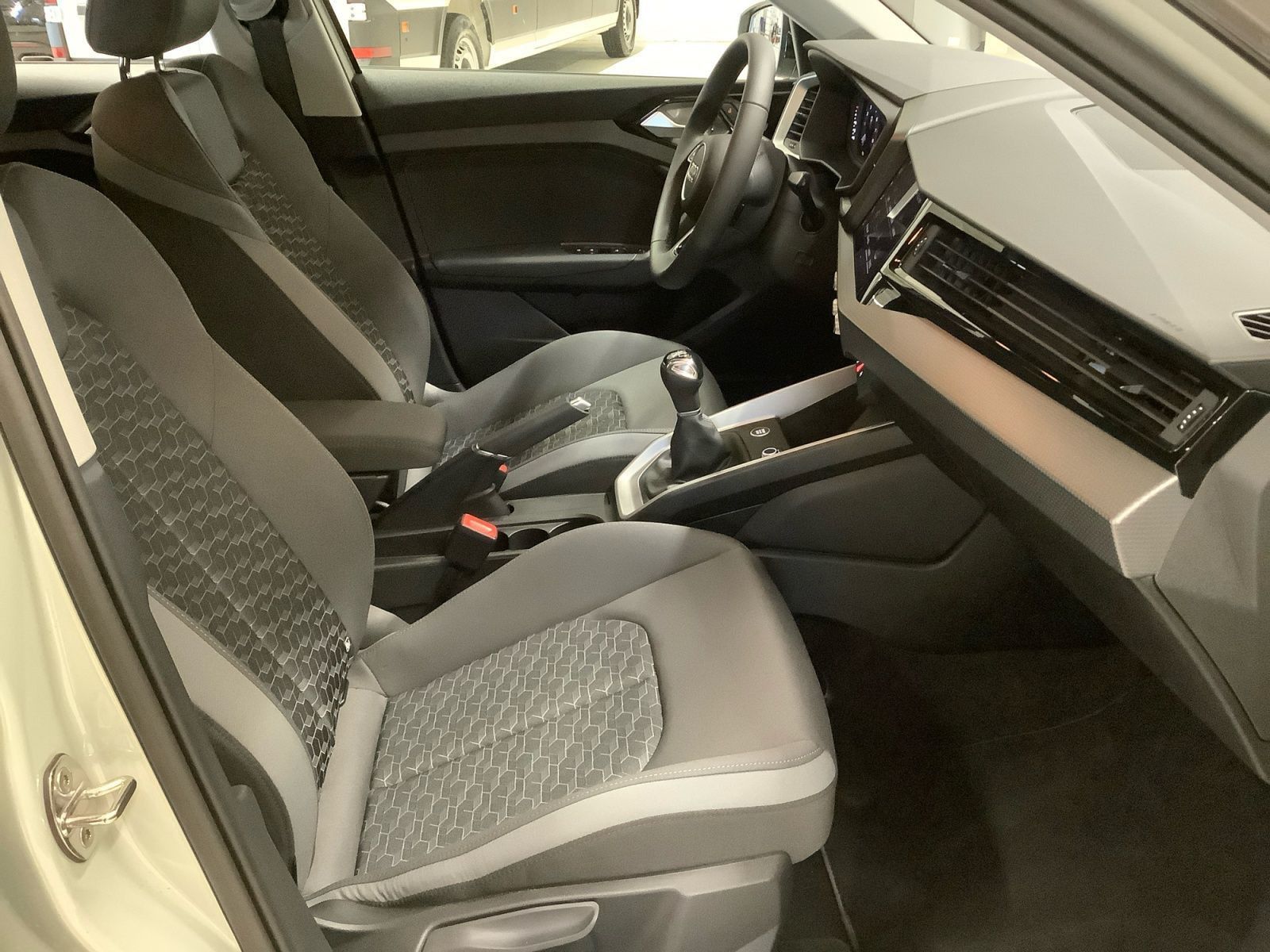 A1 Sportback advanced 25 TFSI,Navi Plus,PDC Plus
