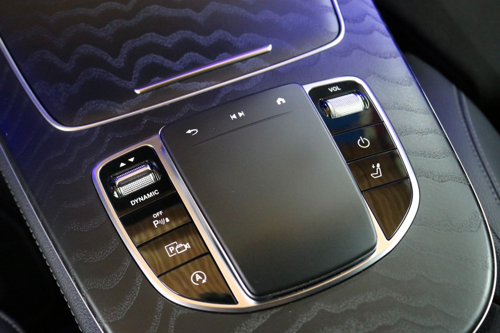 Mercedes-Benz E 400 D T 4M AMG-LINE"DISTR+"360"AHK"R-VIDEO"HUP foto 24