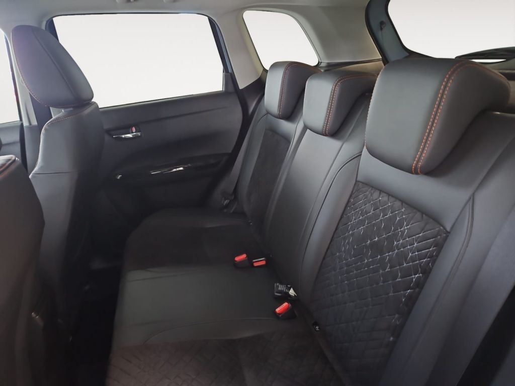 Fahrzeugabbildung Suzuki Vitara 1.4 Mild-Hybrid Allrad Comfort+ X-ITE