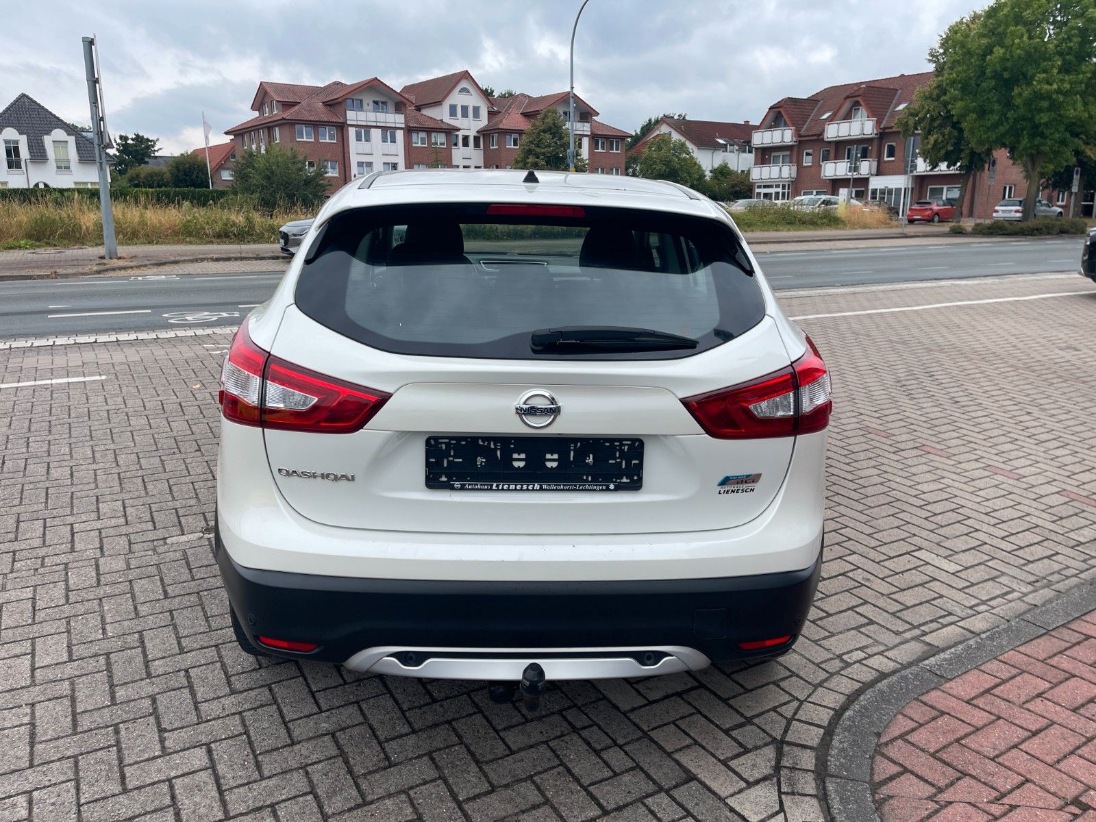 Fahrzeugabbildung Nissan Qashqai 1.6 dCi DPF Acenta AHK Kamera