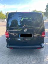 Volkswagen T5 Multivan mit 5 Türen sehr gepflegt! Standheiz - VW T5 Multivan Gebrauchtwagen in Hamburg