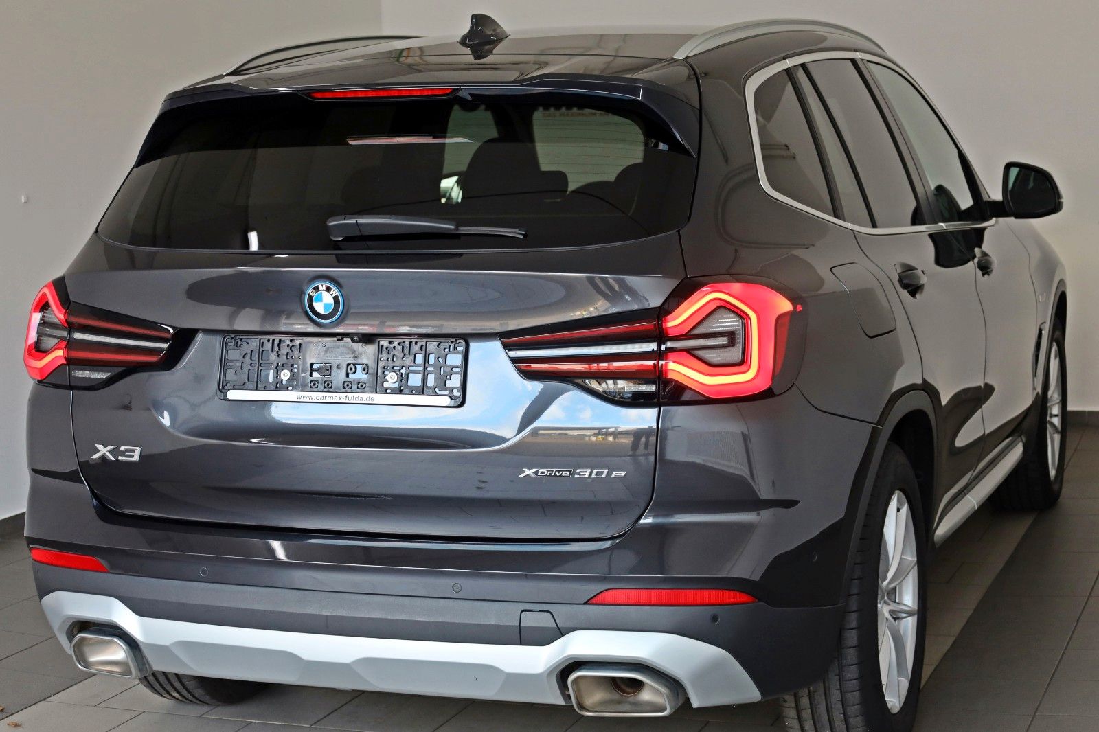 Fahrzeugabbildung BMW X3 xDrive 30e Facelift! Leder,Navi,LED,SH,PDC,Ka