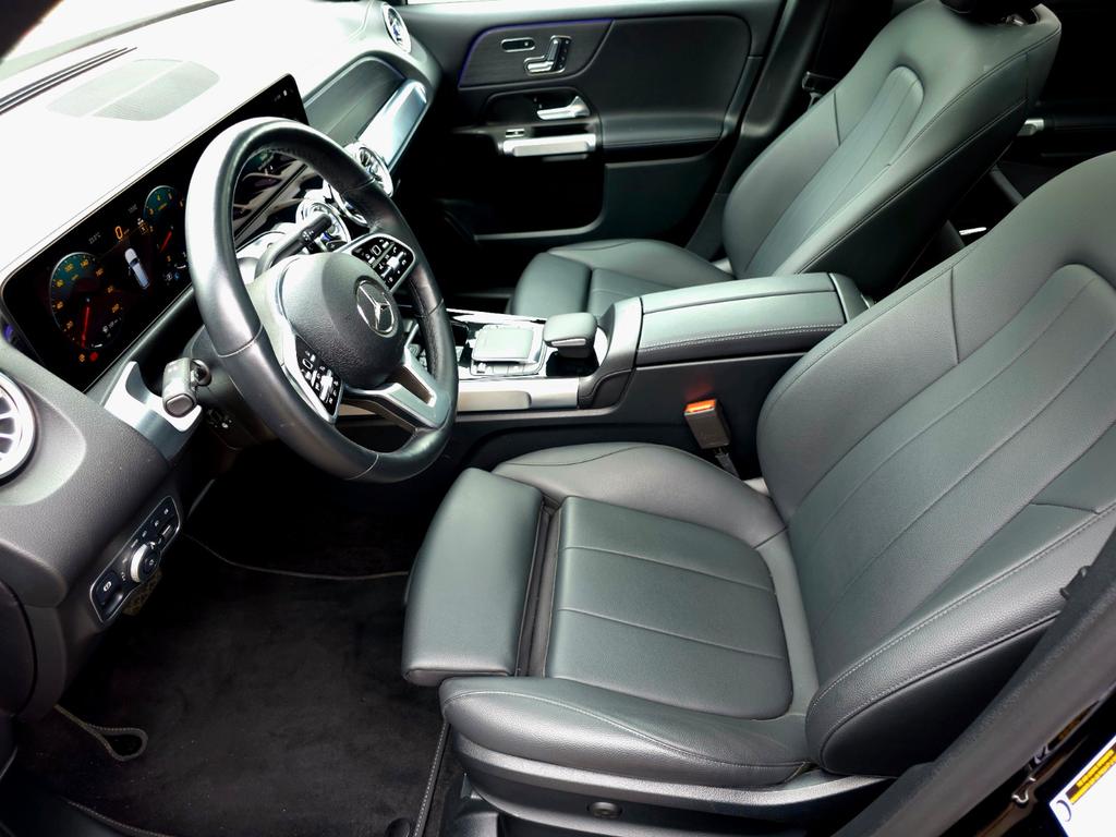 Mercedes-Benz GLB 250