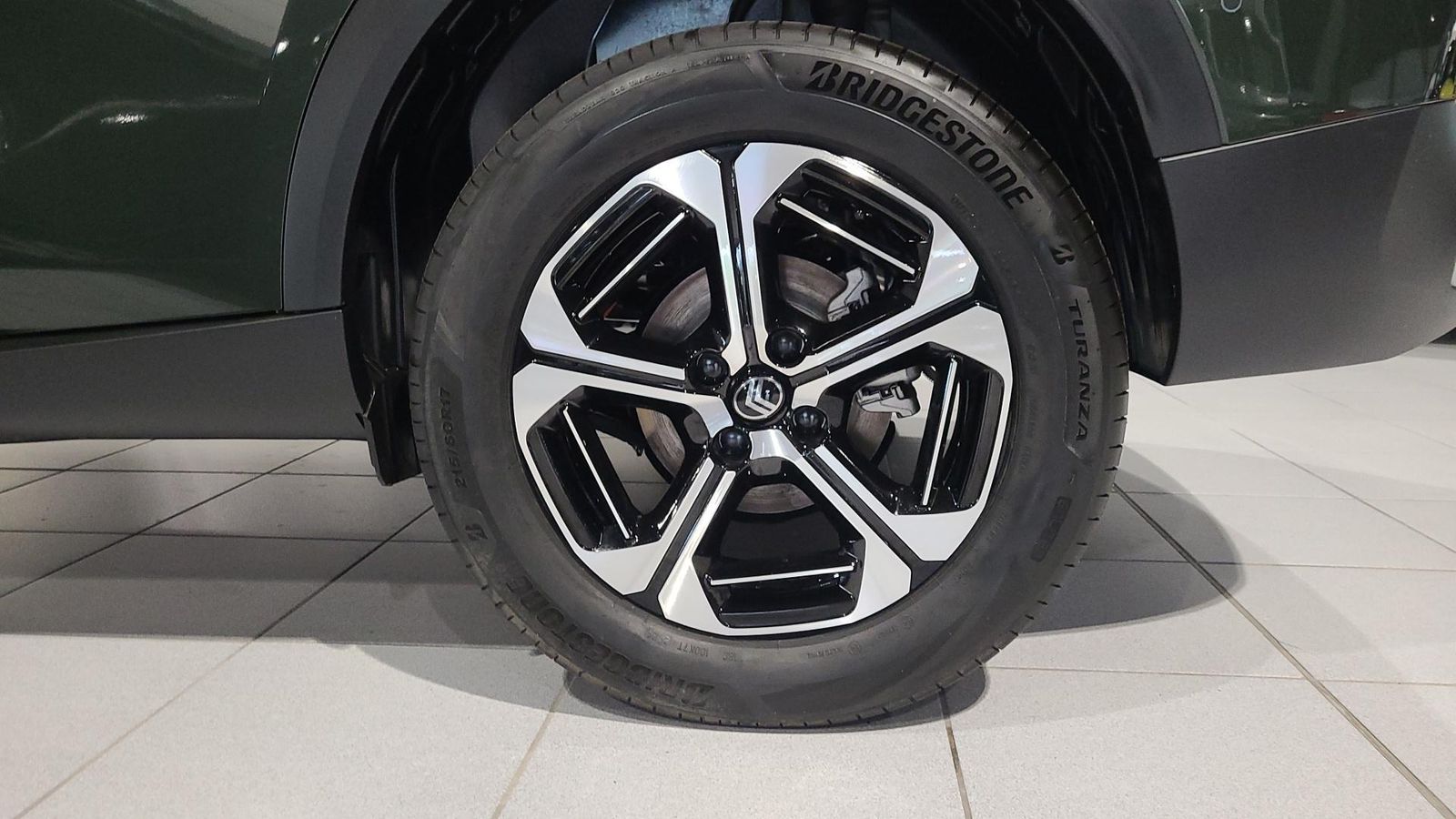 Fahrzeugabbildung Citroën e-C3 Aircross Max 113 PS AT