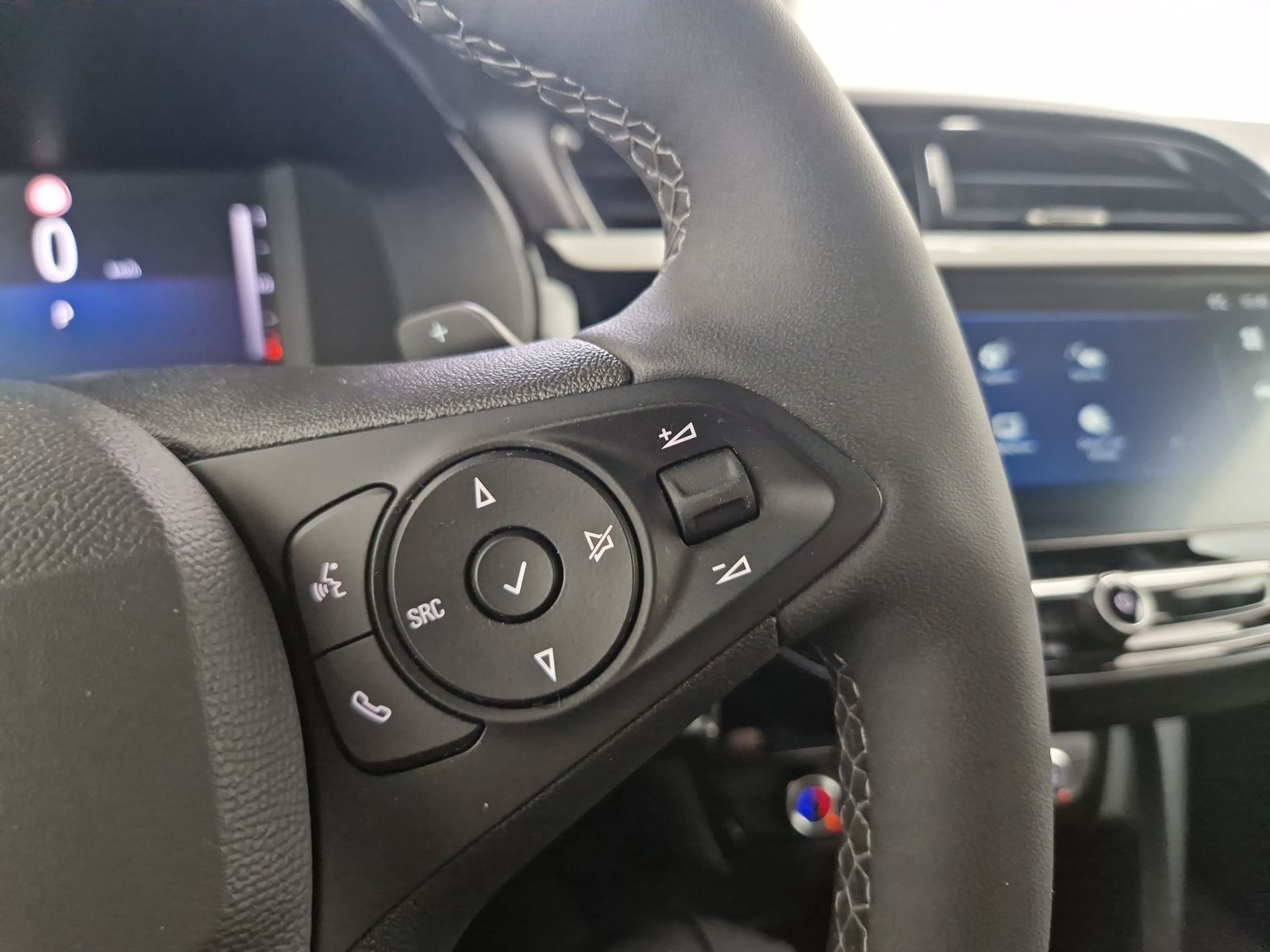 OPEL Corsa  1.2 Turbo HEV GS LED CarPlay – Bild 28