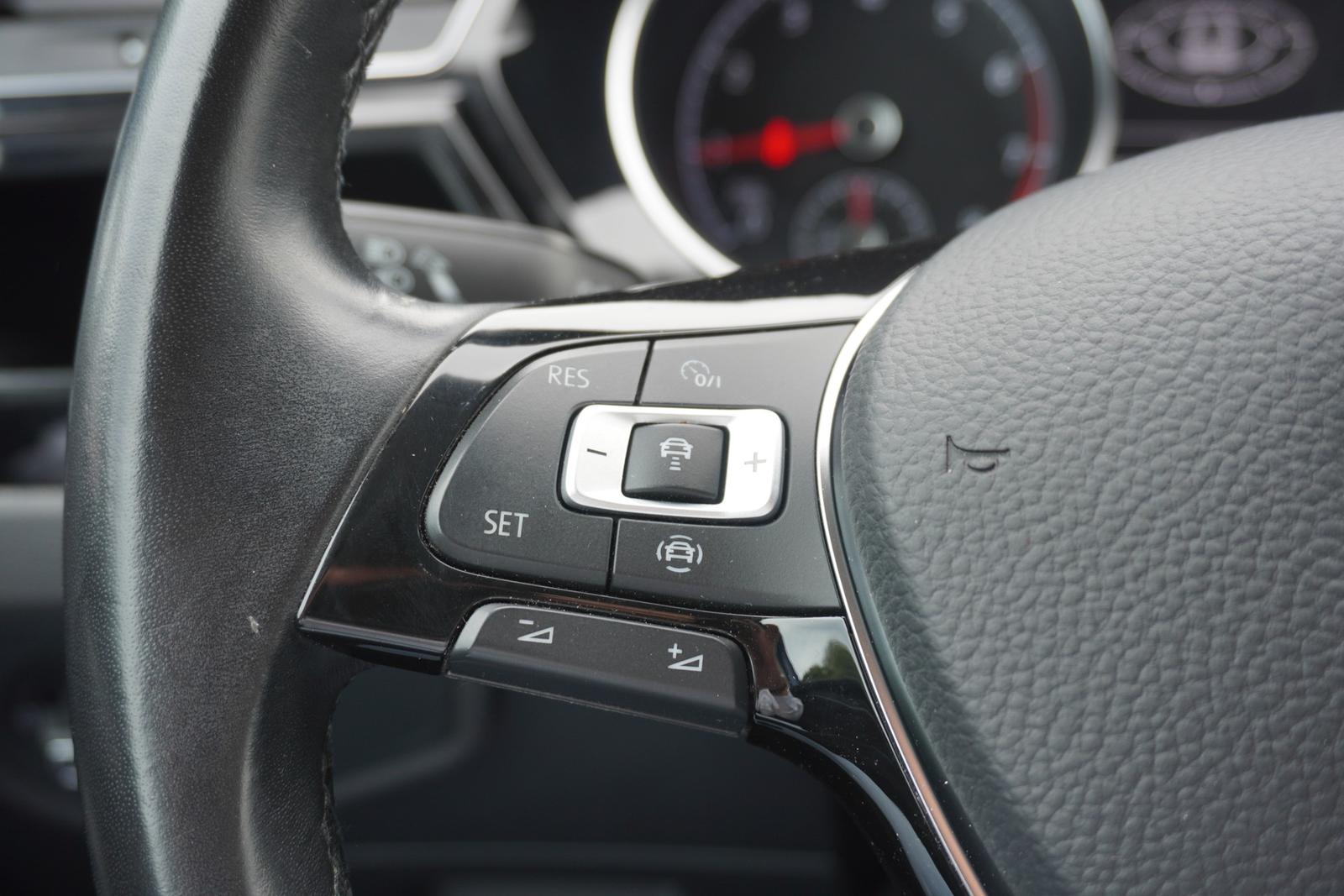 Volkswagen Touran 1.5 16V TSI R-Line LED Navi Kamera AHK, миниатюра 26