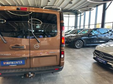 Opel Vivaro B Combi 2,7t *8Sitzer*Navi*AHK*Klima*