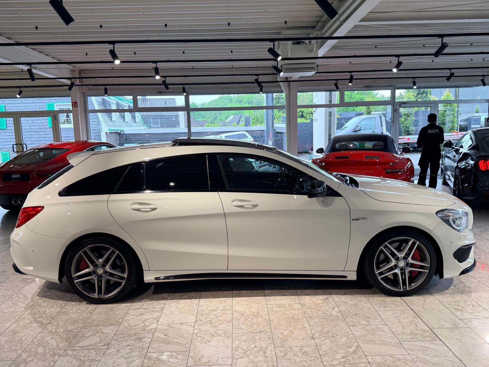 MERCEDES-BENZ CLA 45 AMG SHOOTING BRAKE 2.0 360ch 4MATIC BVA Toit pano Sièges sport chauffants Caméra recul Historique présent