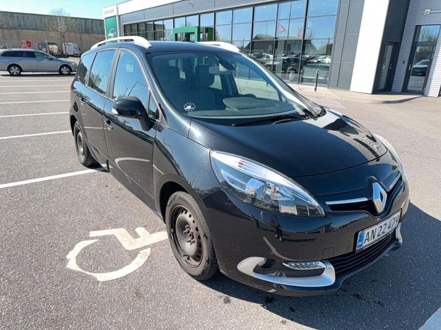 Renault 110 dci 7 seats + navi+ alu wheels