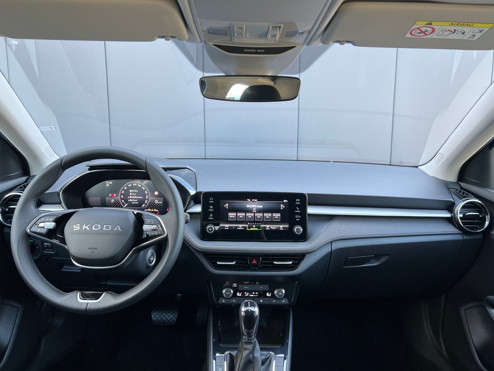 Fahrzeugabbildung SKODA Fabia Selection 1.0 TSI DSG *Garantie, WinterPlu