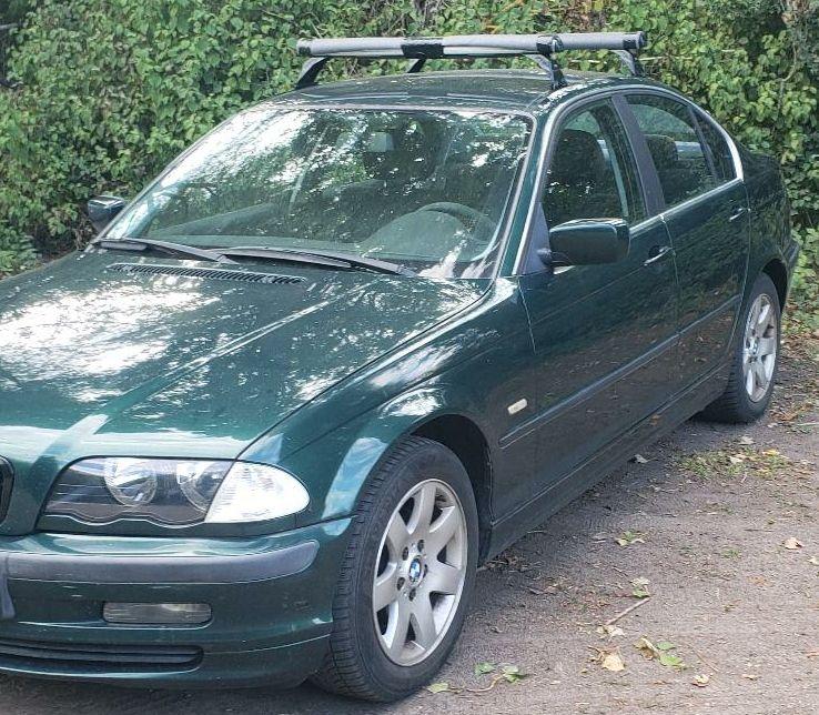 BMW 323
