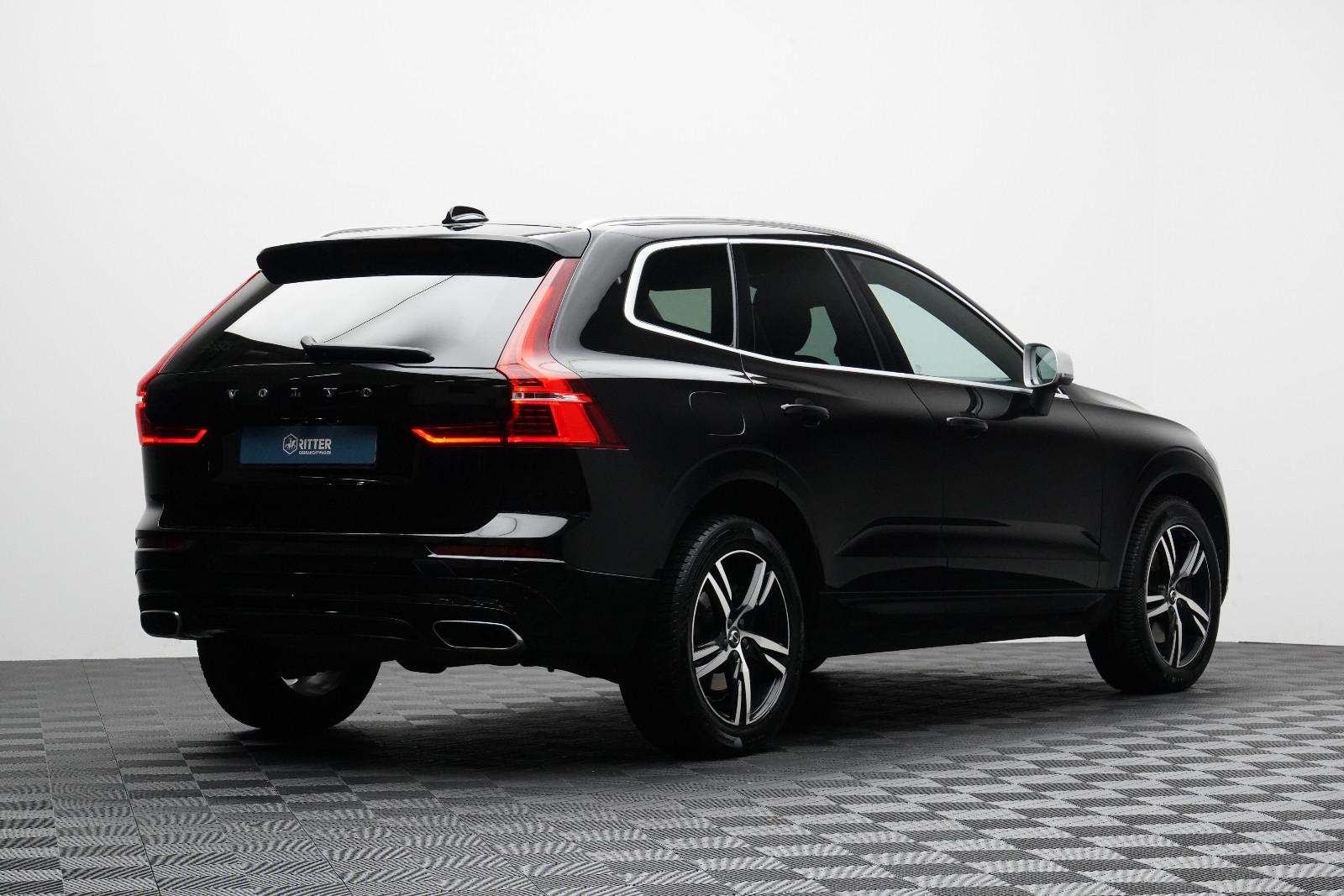 Volvo XC60 2.0 R-Design SHZ CarPlay Keyless PDC GRA