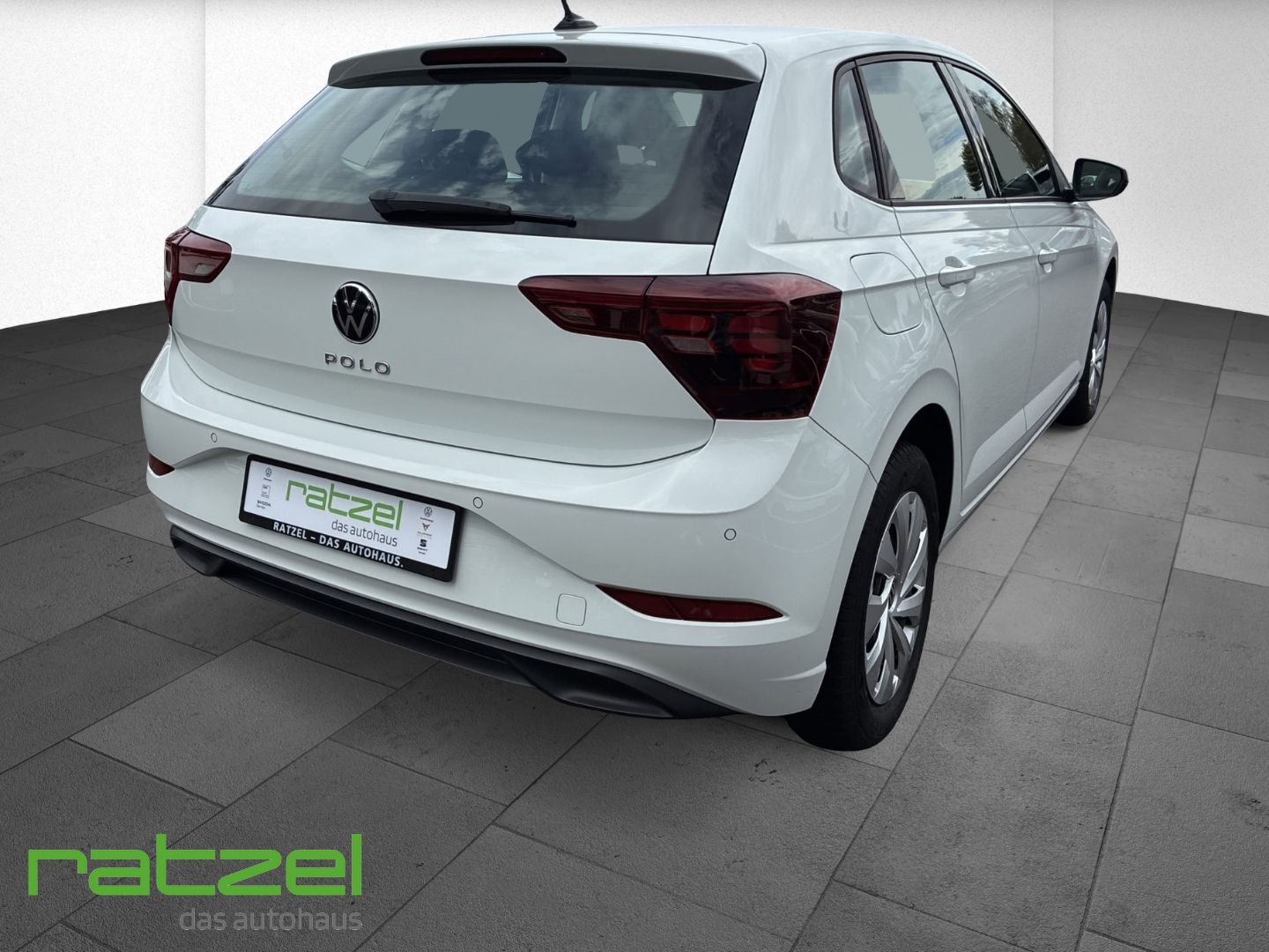 Fahrzeugabbildung Volkswagen Polo VI Life 1.0 Digitales Cockpit App Connect D