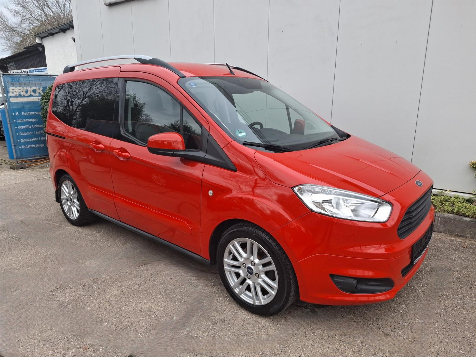 Ford Tourneo Courier Titanium top Zust incl Garantie