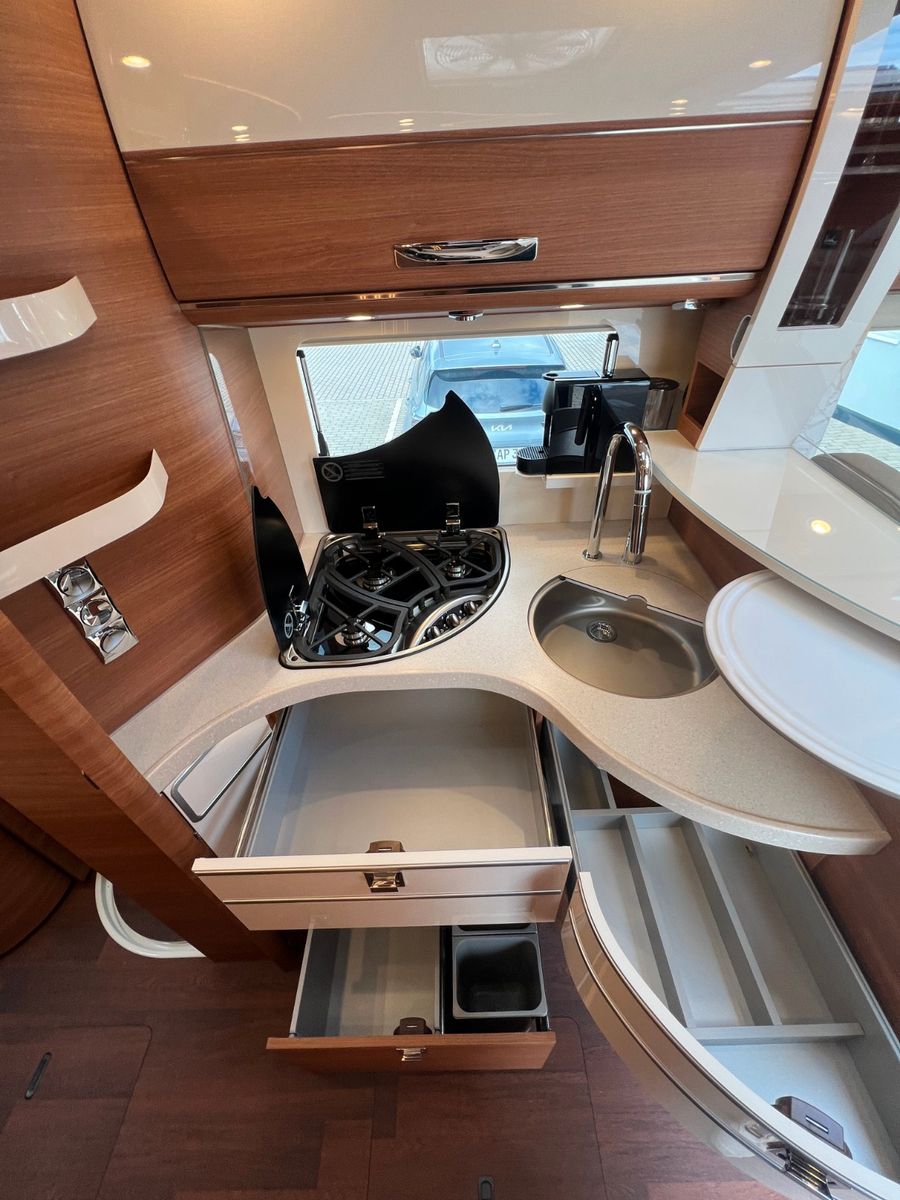 Fahrzeugabbildung Carthago chic c-line T 4.9 LE Mercedes Benz Sprinter 25