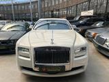 Rolls-Royce Ghost - - Rolls-Royce Ghost: Limousine