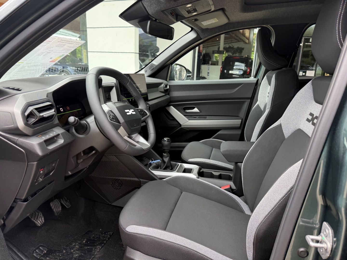 Fahrzeugabbildung Dacia Bigster TCe 140 Journey Navi Digitales Cockpit L