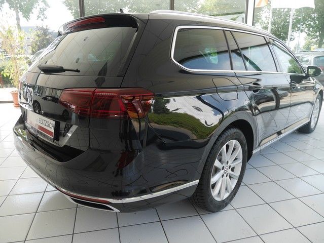 Fahrzeugabbildung Volkswagen Passat Variant Elegance 5J-Gar DSG IQ-Ligth AHK