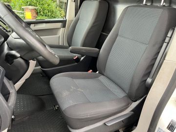 Volkswagen T6 Transporter - 10
