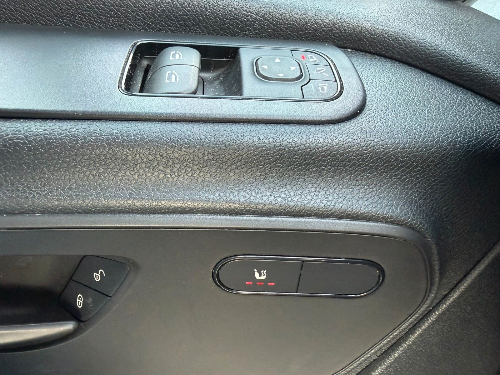 Fahrzeugabbildung Mercedes-Benz Sprinter 317 CDI 9G 3665 AHK3,5 Klima 360
