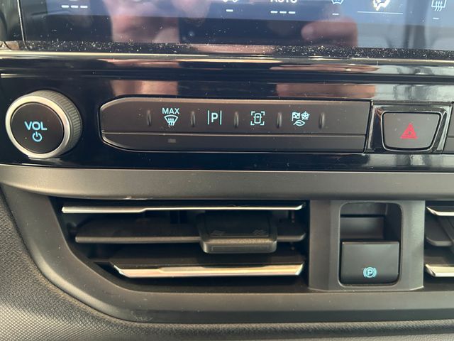 Ford Tourneo Custom Bus 320 L2 Tourneo Titanium AWD