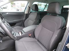 SKODA Superb Combi 2.0 TDI Style Business Ahk ACC Rfk SKODA Superb Combi 2.0 TDI Style Business Ahk ACC Rfk